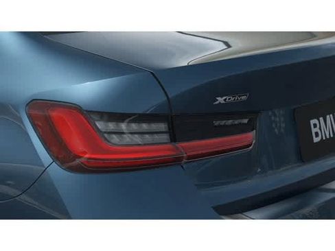 New 2026 BMW 330i xDrive Sedan w/ Convenience Package AWD/4WD image 8
