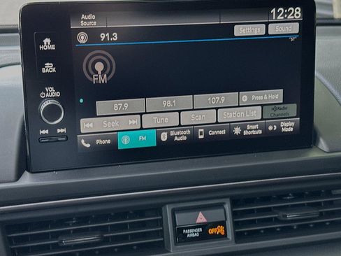 New 2025 Honda Pilot TrailSport image 16