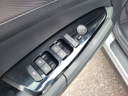 Certified 2023 Kia Sportage SX image 22