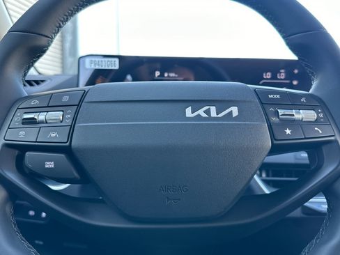 New 2026 Kia K4 EX FWD image 24