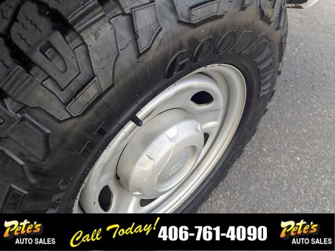 Used 2011 Ford F250 XL image 10