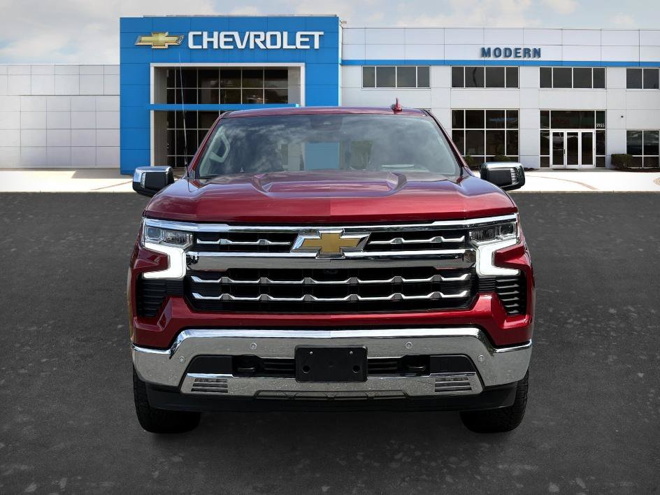 Used 2025 Chevrolet Silverado 1500 LTZ w/ LTZ Premium Package AWD/4WD image 7