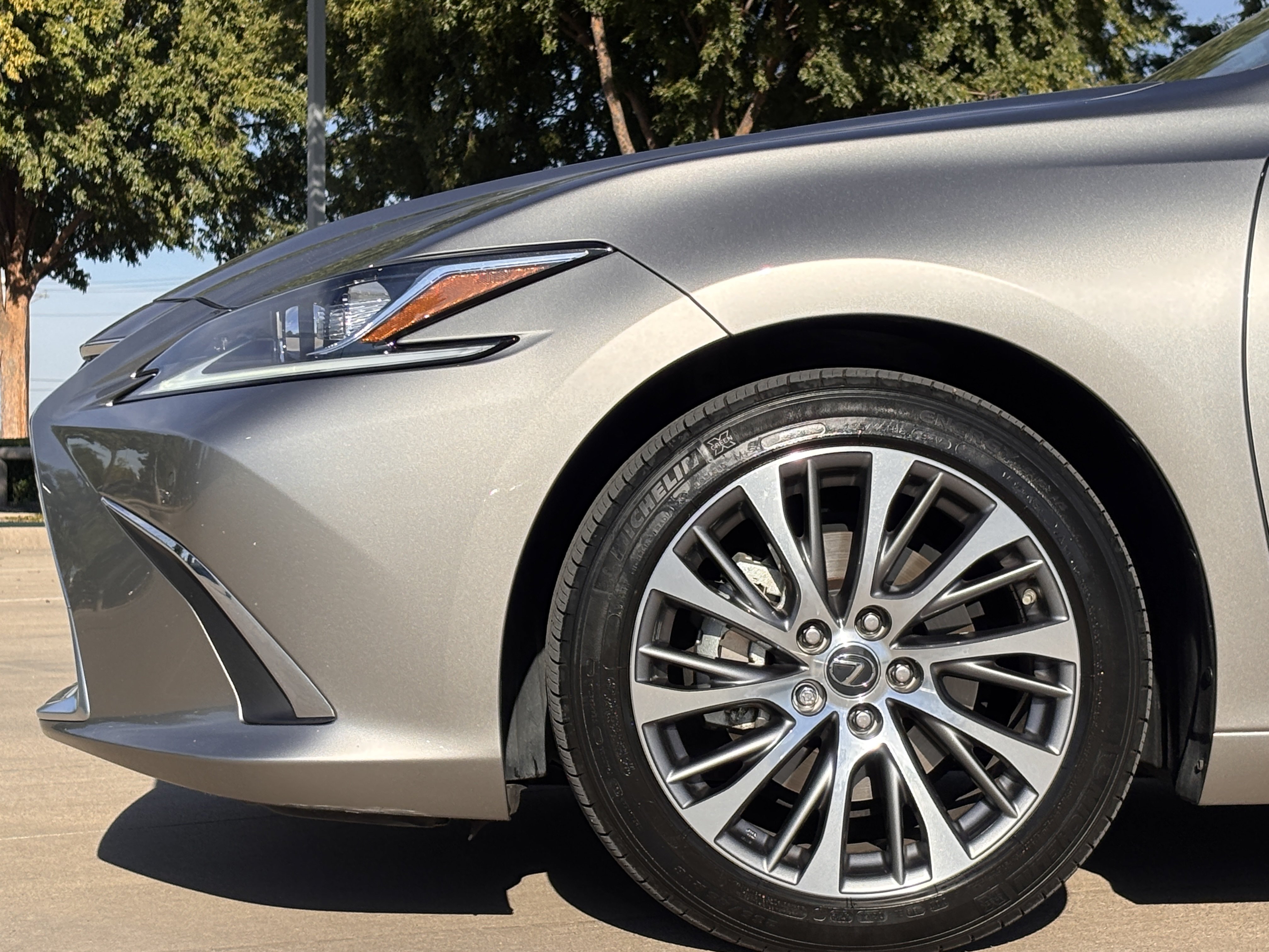 Certified 2020 Lexus ES 350 w/ Premium Package FWD image 11