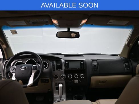 Used 2017 Toyota Sequoia Limited image 31