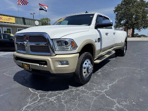 Used 2014 RAM 3500 Laramie Longhorn AWD/4WD image 3