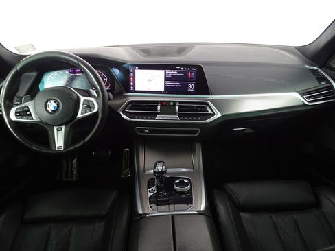 Used 2020 BMW X5 M50i w/ Executive Package image 33