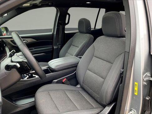 Used 2025 Chevrolet Traverse LT w/ Sun and Wheel Package AWD/4WD image 21