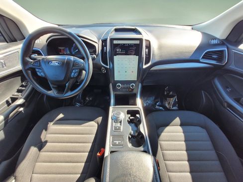 Certified 2024 Ford Edge SE w/ Cargo Accessory Package image 15