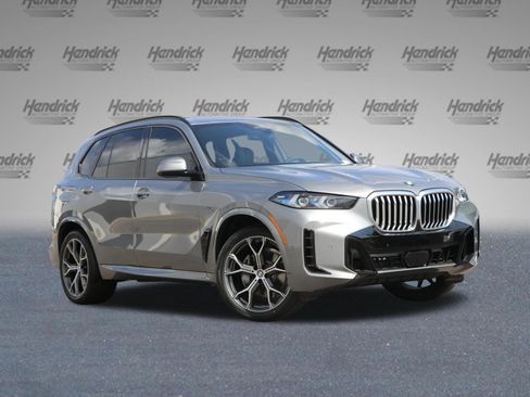 Certified 2026 BMW X5 sDrive40i w/ M Sport Package RWD image 2