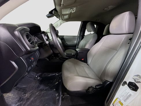 Used 2021 Toyota Tacoma SR image 21