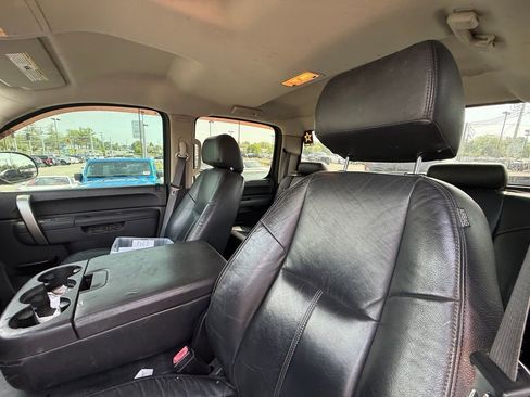 Used 2011 GMC Sierra 1500 SLE w/ Power Tech Package AWD/4WD image 14