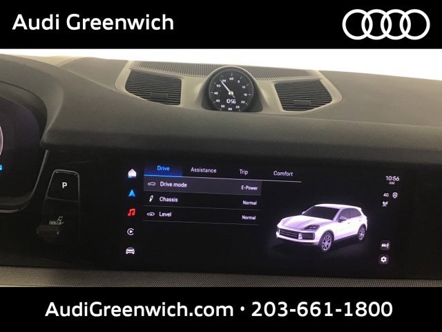Used 2025 Porsche Cayenne S AWD/4WD image 21