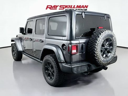 Used 2022 Jeep Wrangler Unlimited Sport AWD/4WD image 5