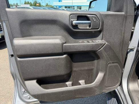 Used 2020 Chevrolet Silverado 1500 Custom w/ Custom Value Package AWD/4WD image 20