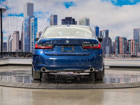 Certified 2023 BMW 330i xDrive Sedan w/ Premium Package AWD/4WD image 11