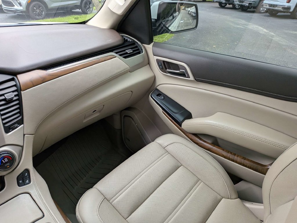 Used 2020 GMC Yukon Denali w/ Open Road Package RWD image 18