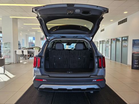 Used 2022 Kia Sorento X-Line EX image 9