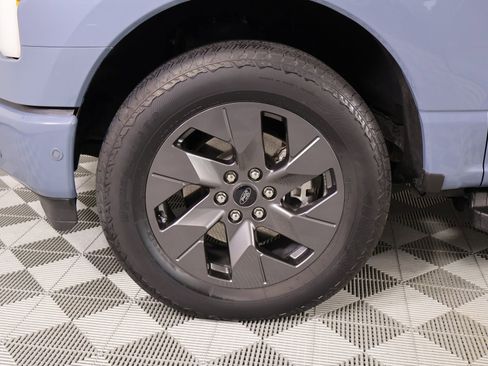 Used 2023 Ford F150 Lightning Lariat w/ Equipment Group 511A High image 18