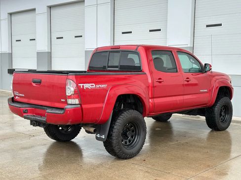 Used 2015 Toyota Tacoma Pickup 4D 5 ft w/ TRD Sport Package image 5