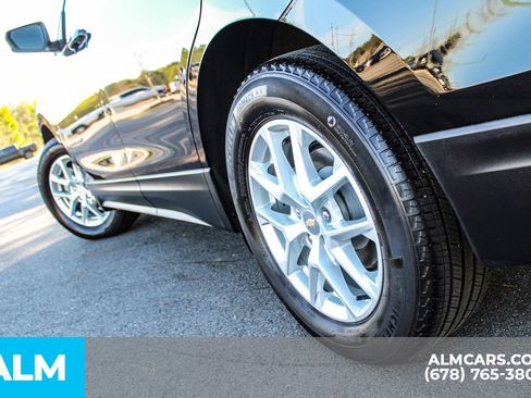 Used 2023 Chevrolet Equinox LT image 15