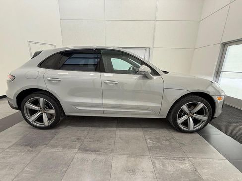 New 2026 Porsche Macan image 9