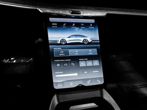 Used 2024 Lucid Air Touring AWD/4WD image 31
