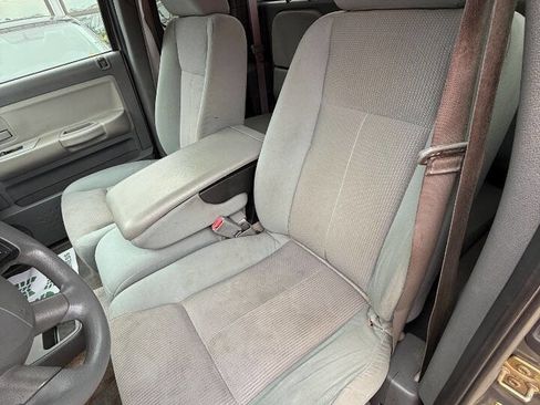 Used 2005 Dodge Dakota SLT image 15