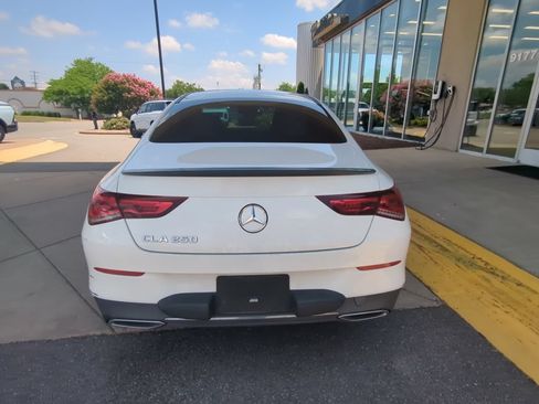 Used 2020 Mercedes-Benz CLA 250 image 4