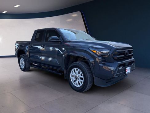 Used 2024 Toyota Tacoma SR5 image 7