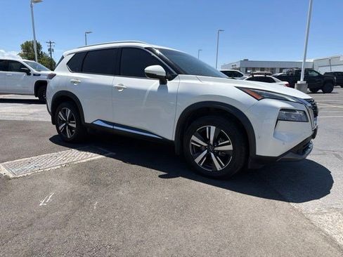 Used 2023 Nissan Rogue SL w/ SL Premium Package AWD/4WD image 3
