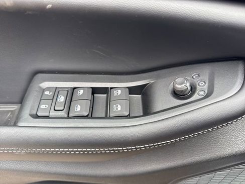 New 2026 Jeep Grand Cherokee L 2WD image 9