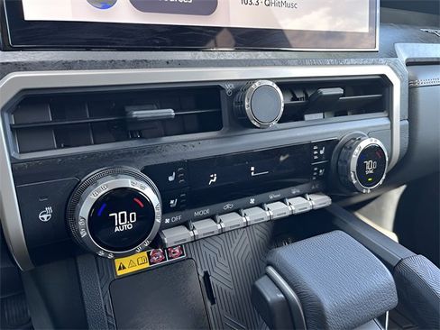 Used 2024 Toyota Tacoma Limited image 19