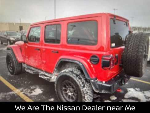 Used 2022 Jeep Wrangler Unlimited Rubicon w/ Xtreme Recon 35" Tire Package image 3