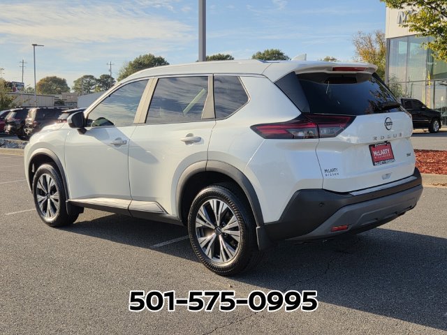 Used 2023 Nissan Rogue SV w/ SV Premium B Package FWD image 3