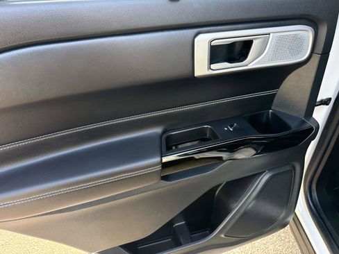 Used 2023 Ford Explorer ST w/ Equipment Group 401A image 10