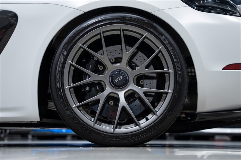 Used 2023 Porsche 718 Cayman GT4 RS RWD image 13