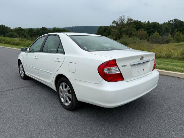 Used 2004 Toyota Camry LE w/ Limited Edition Pkg FWD image 6