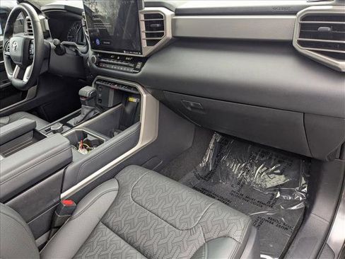 Used 2023 Toyota Tundra Limited image 21