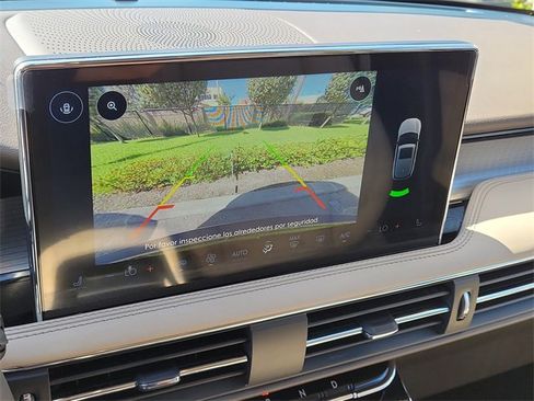 Certified 2024 Lincoln Corsair FWD image 17