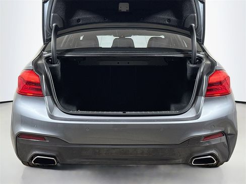 Used 2018 BMW 530i image 26