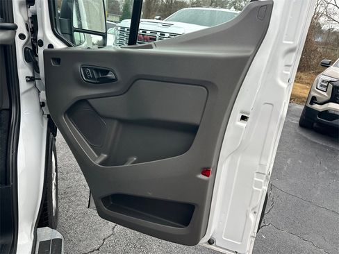 Used 2024 Ford Transit 250 Low Roof w/ Exterior Upgrade Package image 15