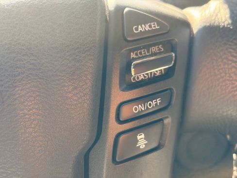 Certified 2022 Nissan Frontier SV RWD image 27