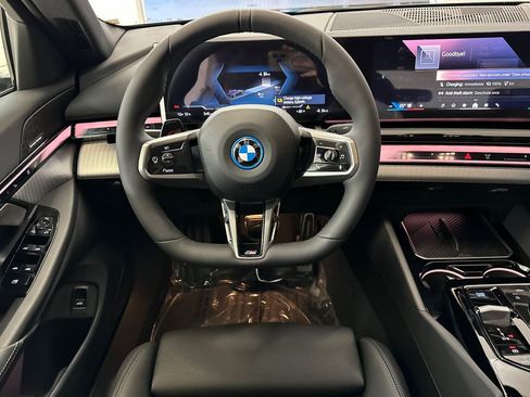 New 2026 BMW i5 eDrive40 w/ M Sport Package image 26