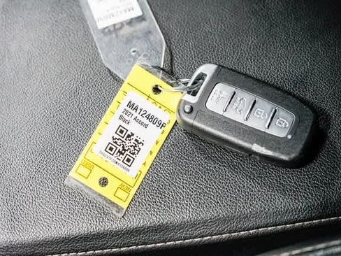 Used 2021 Honda Accord Sport image 29