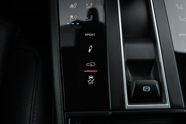 Used 2022 Porsche Macan AWD/4WD image 21