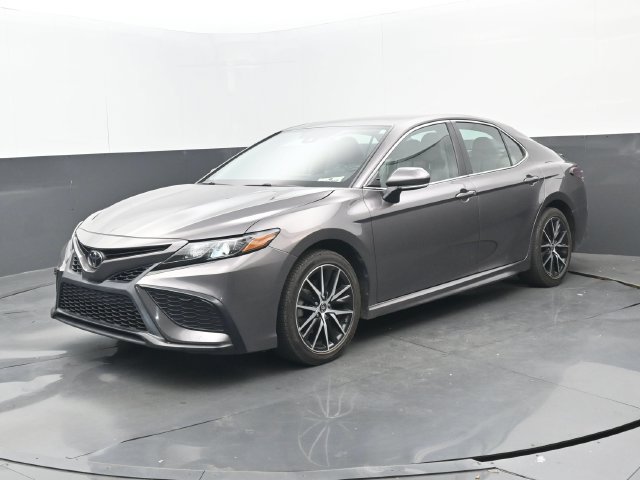 Used 2024 Toyota Camry SE FWD image 22