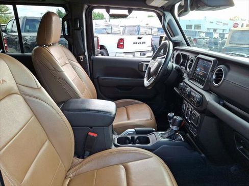 Certified 2021 Jeep Wrangler Unlimited Sahara image 12