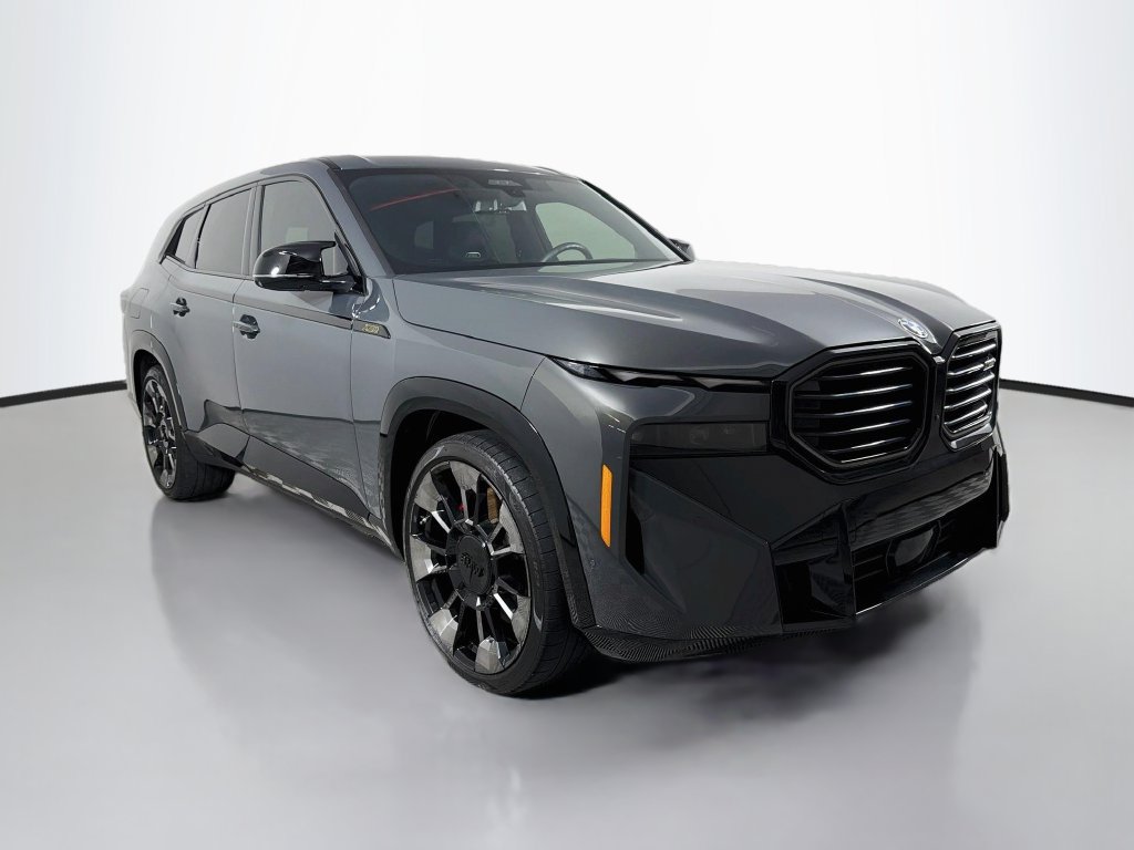 Used 2024 BMW XM AWD/4WD image 3