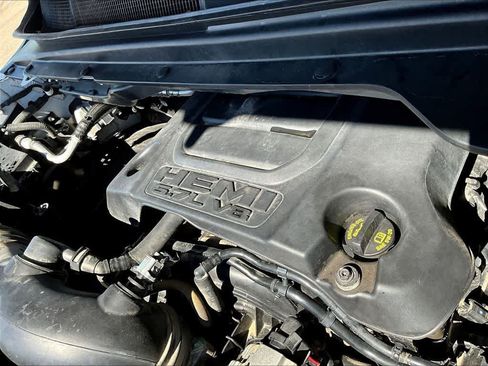 Used 2019 RAM 1500 Big Horn AWD/4WD image 34
