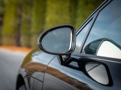 Used 2023 Porsche Macan Turbo image 22